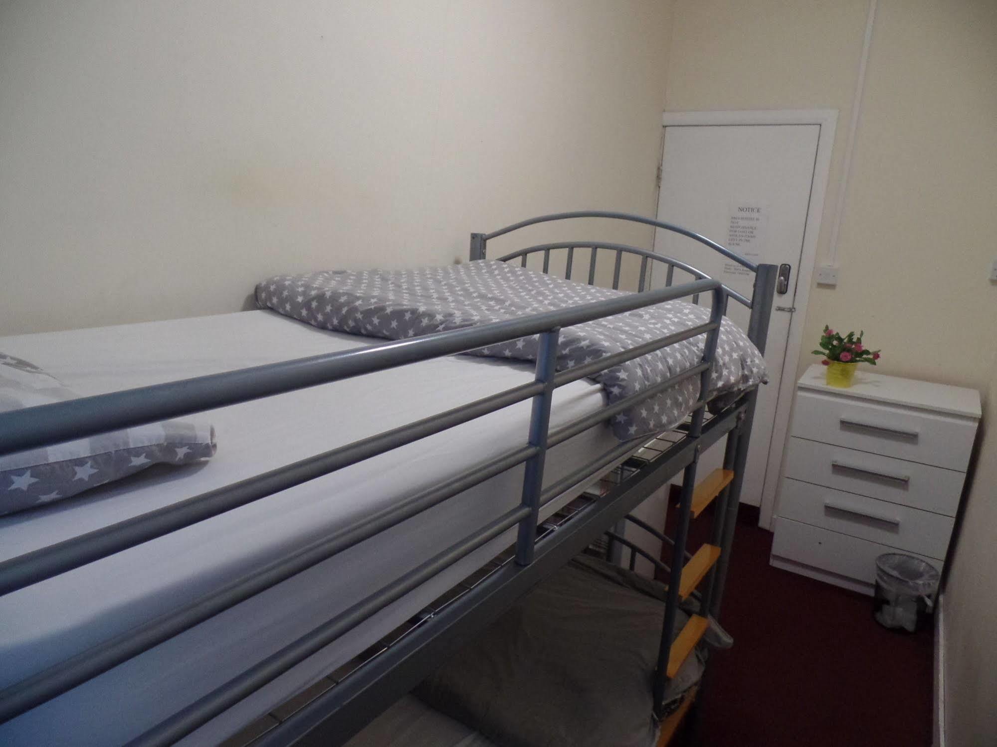 Quickie Accommodation Londra Exterior foto